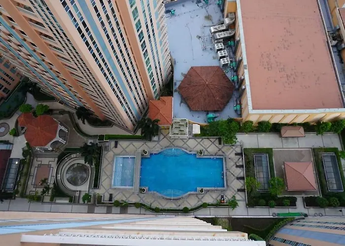 Apartment Premium Executive At Venice Luxury Residences Manila