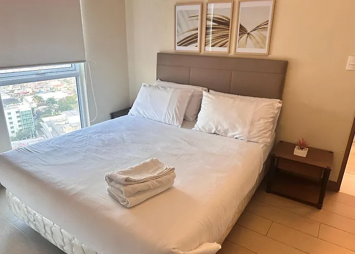 Apartment Premium Executive At Venice Luxury Residences Manila
